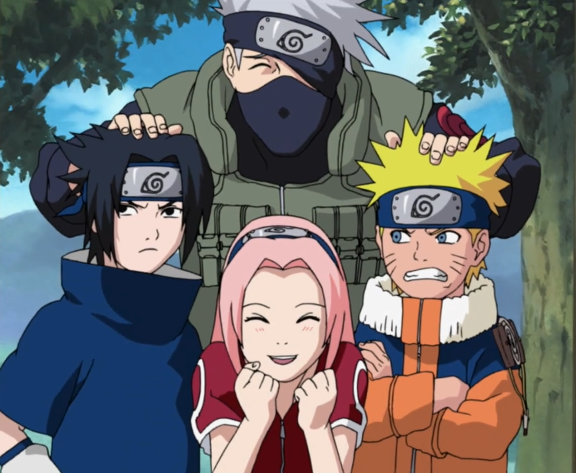 Sasuke, Sakura, Naruto e atrás o Kakashi!